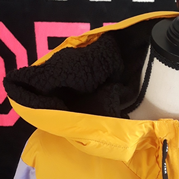 Pink vs Sherpa Lined Campus Anorak - Picture 7 of 8